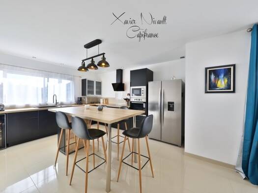 Maison de plain-pied à vendre - neuf 316 000 € 4 pièces 3 chambres 88 m² 320 m² de terrain La Verchere Charnay-lès-Mâcon 71850