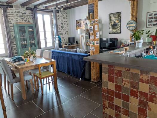 Appartement à vendre 92 000 € 3 pièces 2 chambres 72 m² Étage 2/3 Cité Bretonnie-Chatelet-Favieres-Conches Montluçon 03100