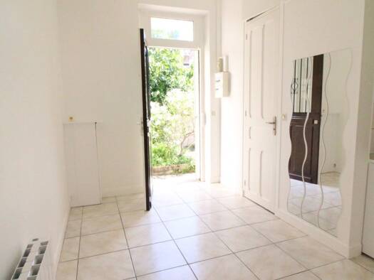 Appartement à vendre 145 000 € 1 pièce 23,1 m² RDC/3 Maisons-Alfort 94700