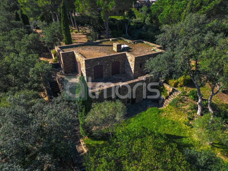 Maison à vendre, 182m², BORMES LES MIMOSAS