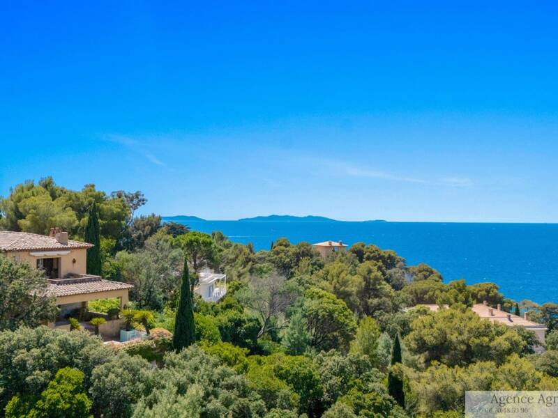 Maison à vendre, 460m², RAYOL CANADEL SUR MER