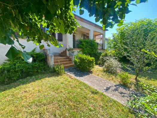 Maison à vendre 182 000 € 4 pièces 3 chambres 83 m² 581 m² de terrain Sud Caussade 82300