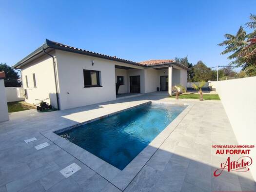 Maison de plain-pied à vendre 339 000 € 5 pièces 4 chambres 140 m² 600 m² de terrain Berat 31370