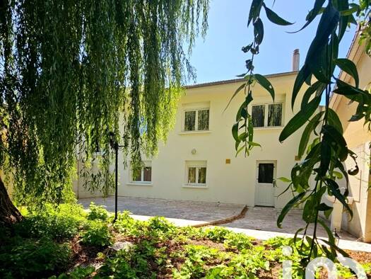 Pavillon à louer 1 840 € 7 pièces 5 chambres 120 m² 600 m² de terrain Plain Champs-Clos Roger-Noue Brossard Chelles 77500