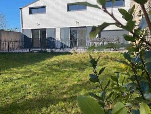 Maison à vendre 259 000 € 5 pièces 4 chambres 128 m² 404 m² de terrain Vouillé 86190
