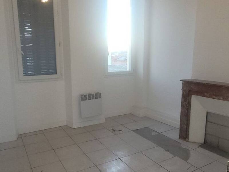 Maison à louer, 44m², MARSEILLE 5E