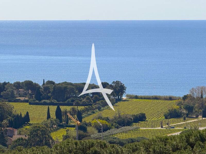 Maison à vendre, 270m², LA CROIX VALMER