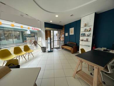 Local commercial à vendre 309 750 € 86 m² de surface de vente Centre Pornic 44210