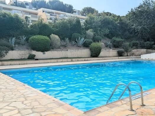 Appartement à vendre 140 000 € 2 pièces 1 chambre 35 m² RDC Village Saint-Mandrier-sur-Mer 83430