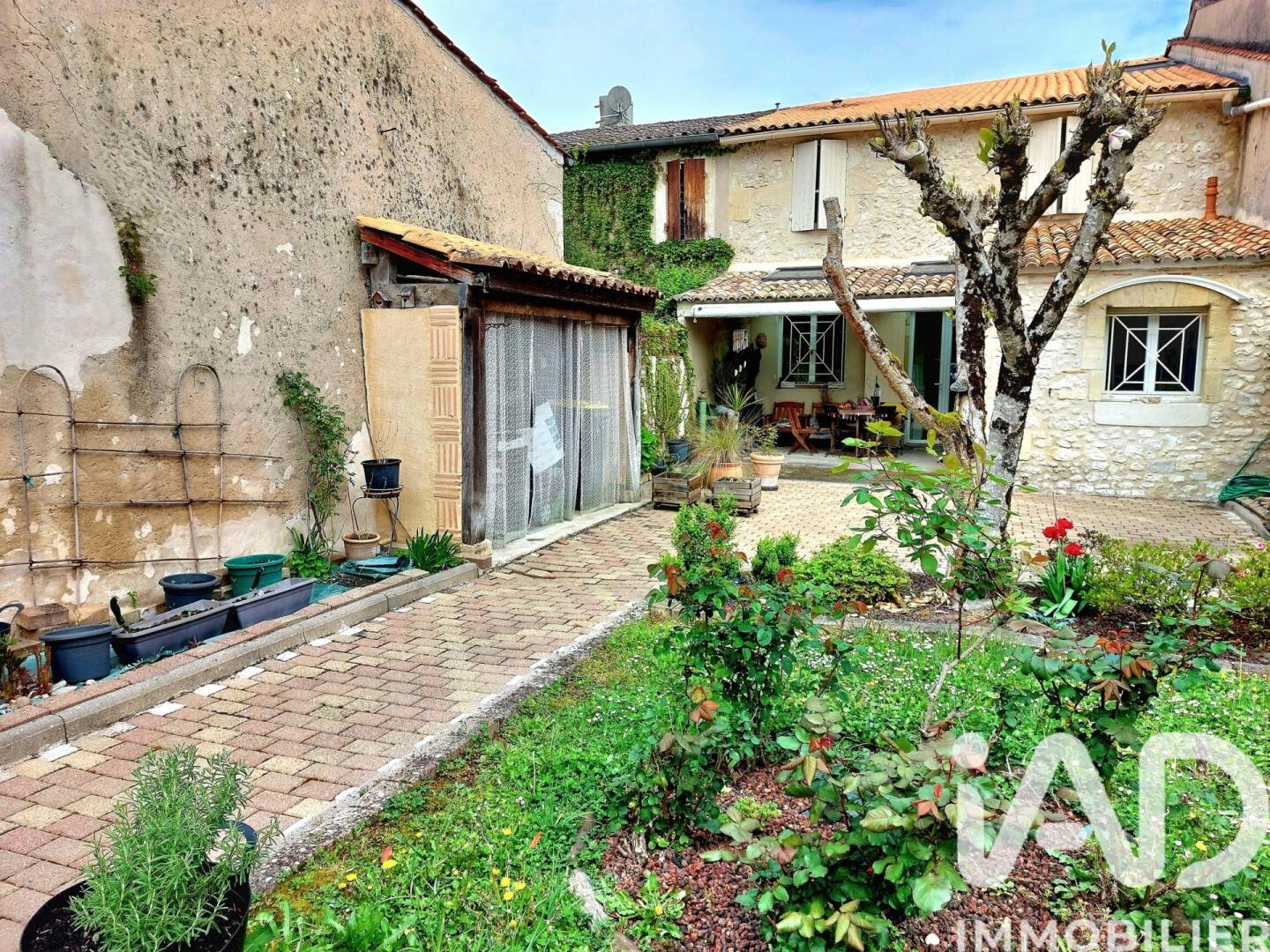 Maison à vendre, 176m², PORT SAINTE FOY ET PONCHAPT
