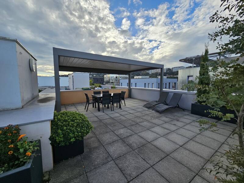 Maison à louer, 100m², LYON 2E