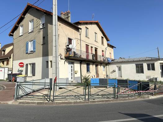 Appartement à vendre 38 000 € 1 pièce 18,3 m² Étage 1/2 ZI Gustave Eiffel Corbeil-Essonnes 91100