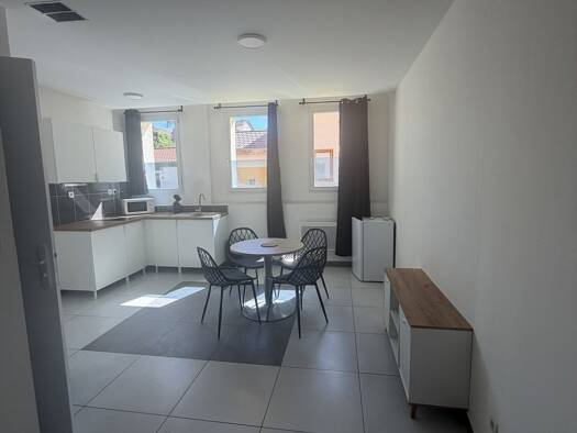 Immeuble à vendre 299 000 € 130 m² Grenoble 38000