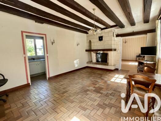 Maison de ville à vendre 380 000 € 6 pièces 4 chambres 134 m² 240 m² de terrain Lamartine Tours 37000