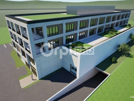 Local d'activités à vendre 1 559 530 € 796 m² d'espace de stockage Genas 69740