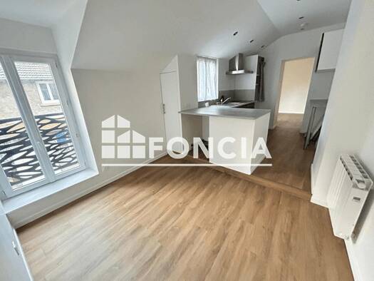 Appartement à louer 757 € 2 pièces 1 chambre 40,4 m² 1er étage Centre Ville Mennecy 91540
