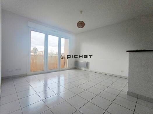 Appartement à vendre 77 000 € 2 pièces 1 chambre 35 m² Étage 2/2 Est Panazol 87350