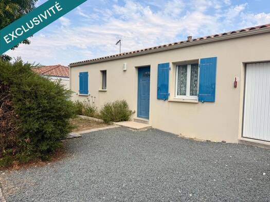 Maison de plain-pied à vendre 262 500 € 4 pièces 3 chambres 80 m² 418 m² de terrain Loire-les-Marais 17870