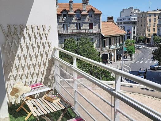 Appartement à vendre 630 000 € 3 pièces 2 chambres 80 m² 5 étages Halles-Hurlague Biarritz 64200
