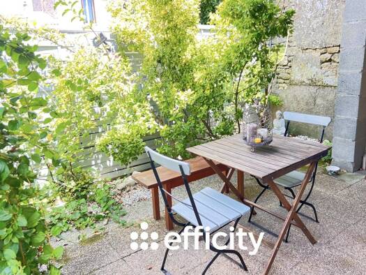 Maison à vendre 228 000 € 6 pièces 4 chambres 160 m² 160 m² de terrain Saint-Pierre-La-Noue 17700