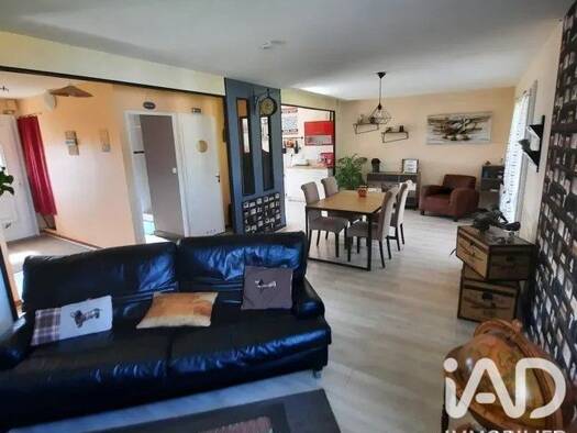 Maison de plain-pied à vendre 162 000 € 4 pièces 3 chambres 88,8 m² 2 000 m² de terrain Villepot 44110