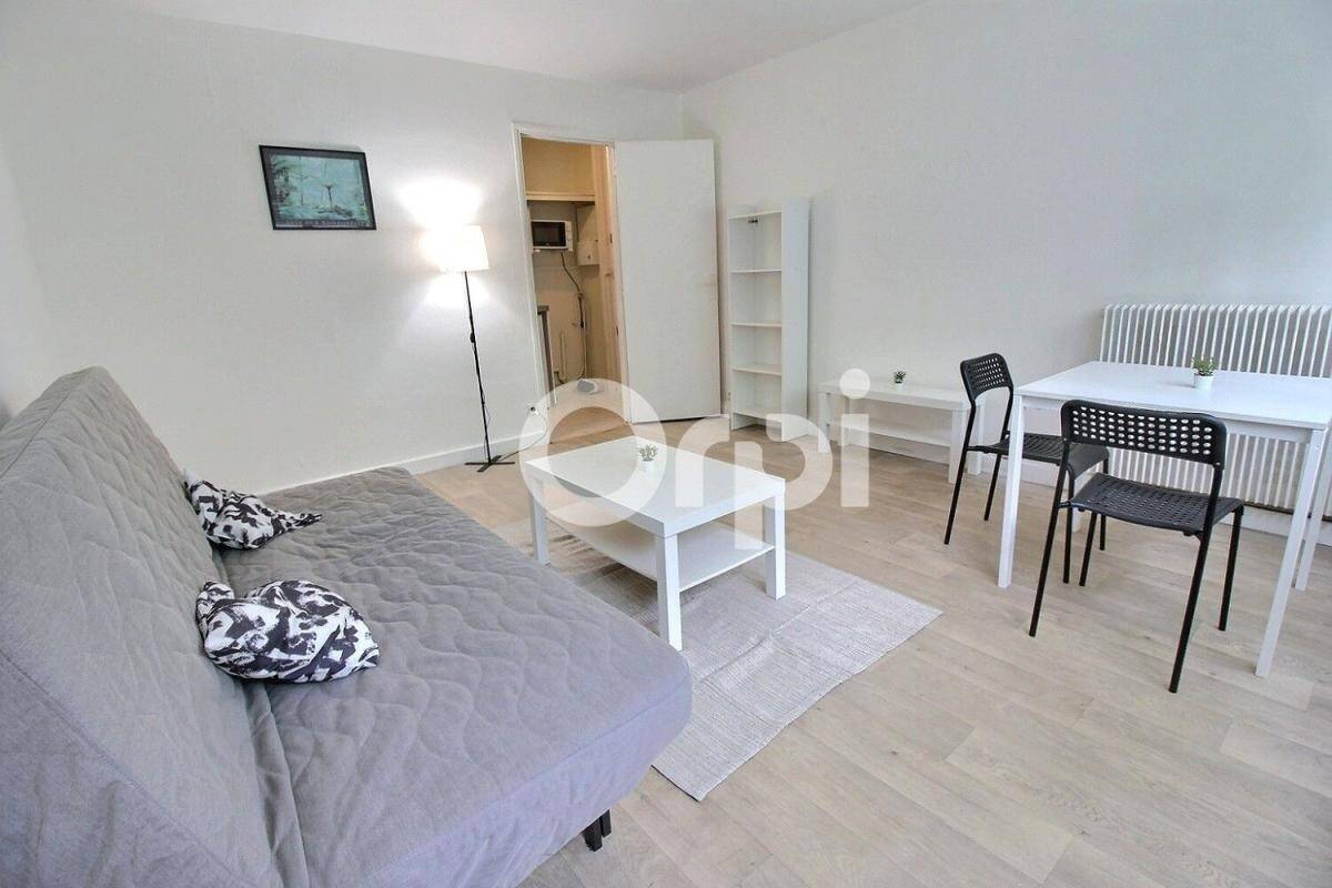 Maison à louer, 23m², EVRY