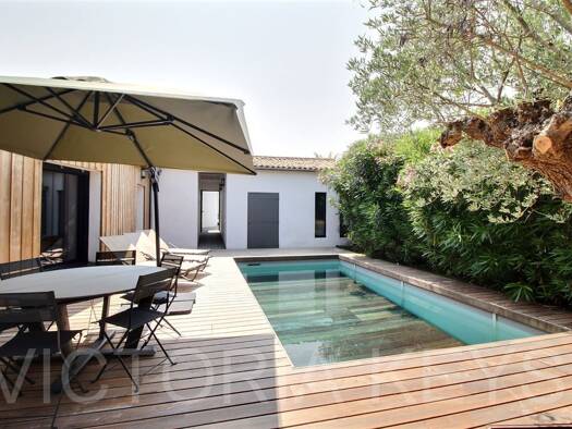 Maison à vendre 2 525 000 € 9 pièces 5 chambres 215 m² 622 m² de terrain Le Bois Plage en Re 17580