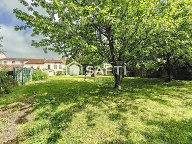Ferme à vendre 435 000 € 8 pièces 3 chambres 220 m² 1 333 m² de terrain Centre Ville-Chenevières-Parc Essey-les-Nancy 54270