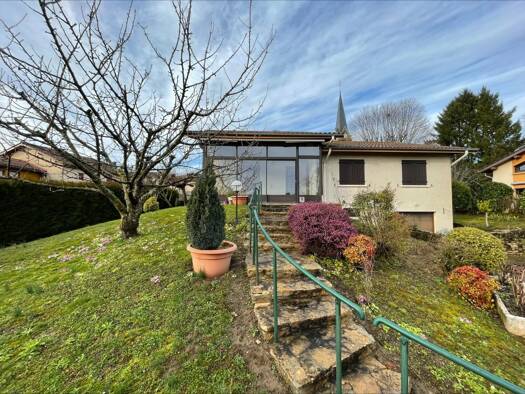 Maison de plain-pied à vendre 245 000 € 3 pièces 2 chambres 99,3 m² 912 m² de terrain Saint-Denis-lès-Bourg 01000