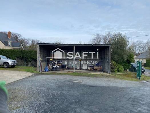 Espace industriel à vendre 340 000 € 3 700 m² de terrain Feneu 49460