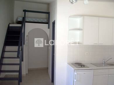Appartement à vendre 117 000 € 1 pièce 1 chambre 25 m² Dernier étage, Étage 3/3 Vieille Ville-Cativel Gardanne 13120