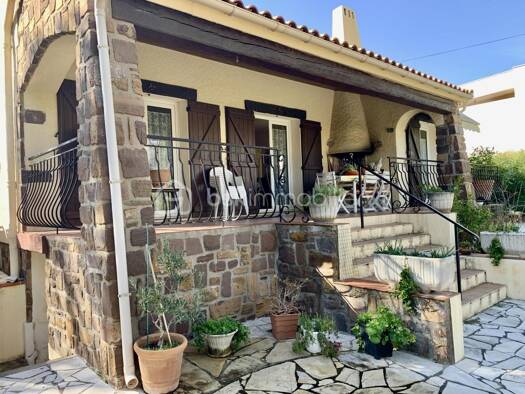 Maison à vendre 730 000 € 3 pièces 2 chambres 110 m² Les Plaines-Les Tasses Saint-Raphaël 83700