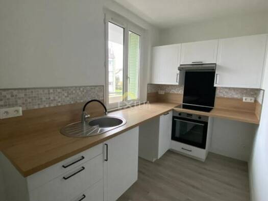 Appartement à louer 605 € 2 pièces 1 chambre 27 m² Étage 1/3 Gare Mantes-la-Jolie 78200