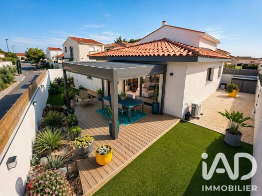 Maison de plain-pied à vendre 370 000 € 4 pièces 3 chambres 100,25 m² Nord Thuir 66300