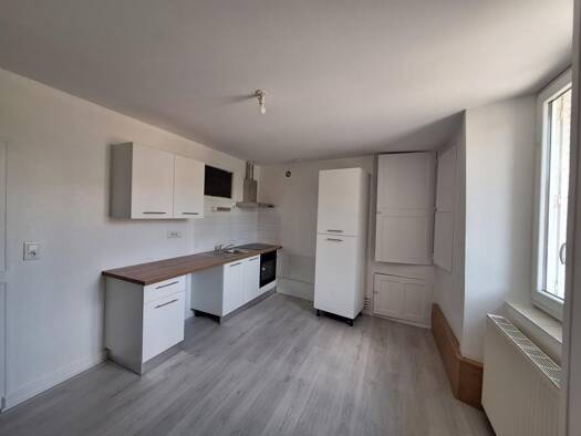 Appartement à louer - logement étudiant 430 € 2 pièces 1 chambre 39,7 m² 1 étages Nord Saint-Yrieix-la-Perche 87500
