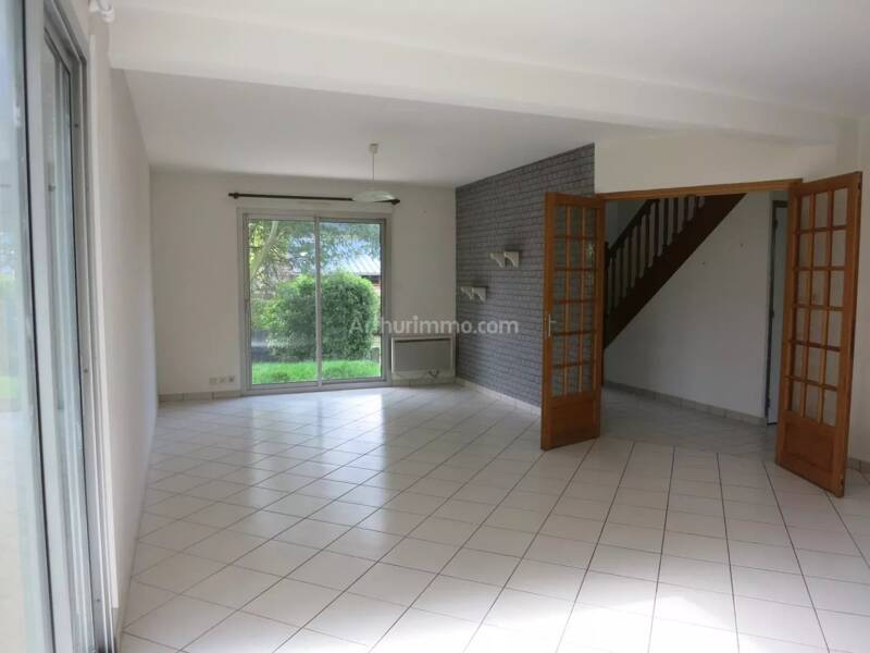 Maison à louer, 119m², LA MEZIERE