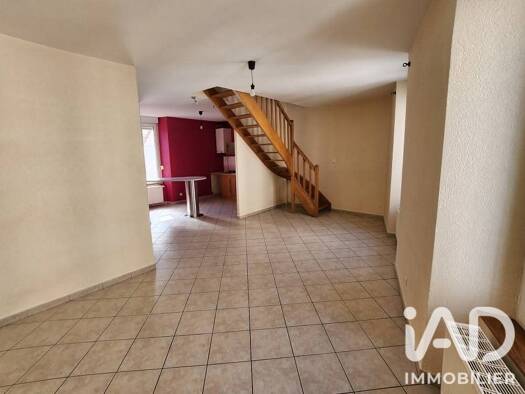 Duplex à vendre 124 000 € 3 pièces 2 chambres 77 m² 3 étages Centre Ville-Chavanne-Hypercentre Saint-Chamond 42400