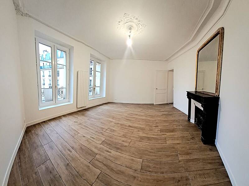 Maison à louer, 74m², PARIS 18E