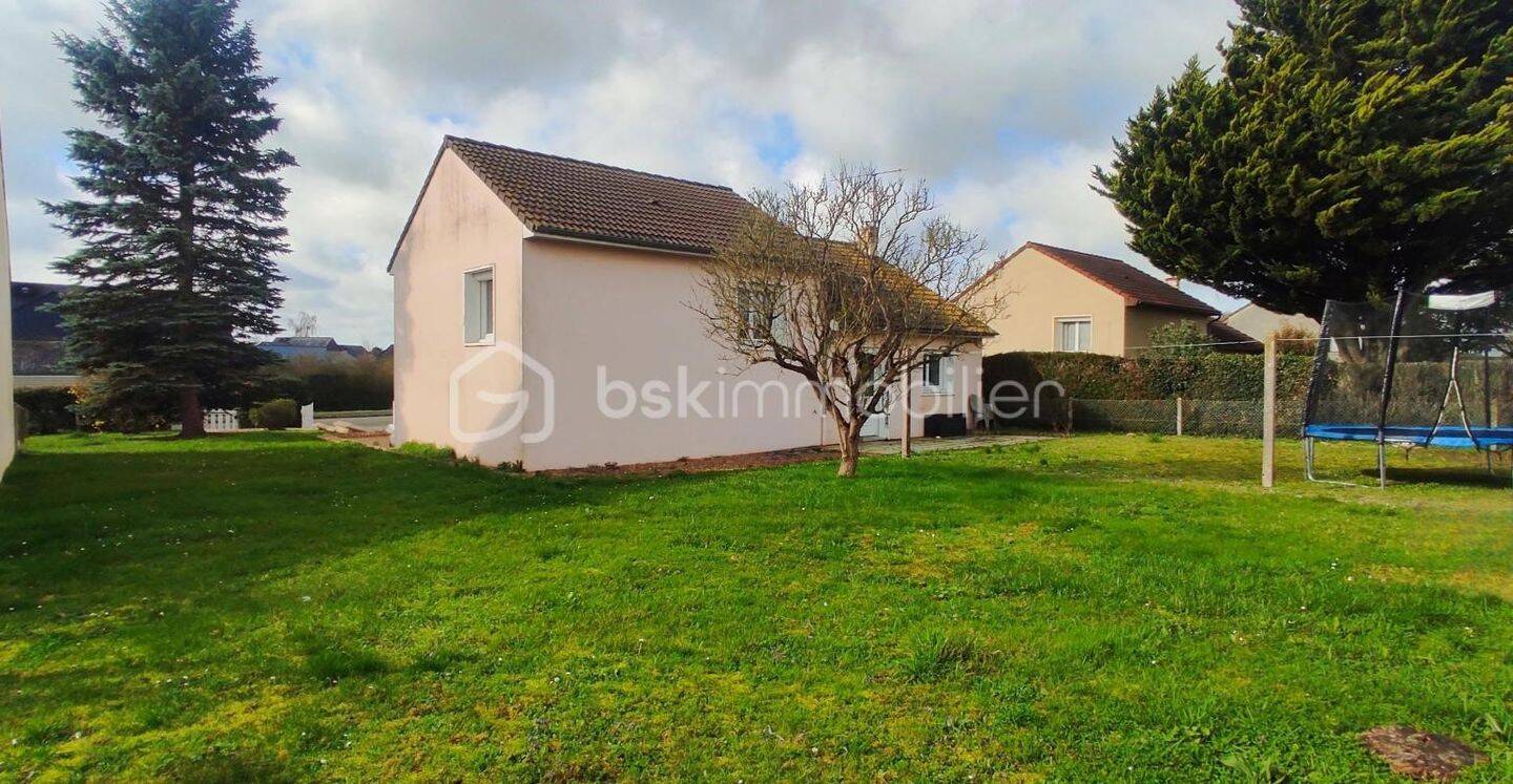Maison à vendre, 94m², SAINT COSME EN VAIRAIS