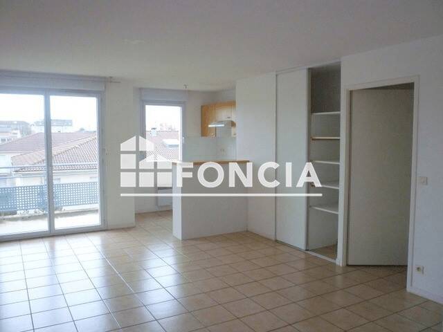Maison à louer, 42m², PAU