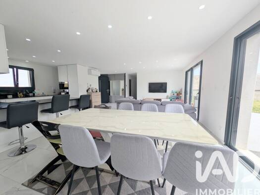 Maison de plain-pied à vendre 268 000 € 5 pièces 4 chambres 116 m² 1 098 m² de terrain Mérilheu 65200