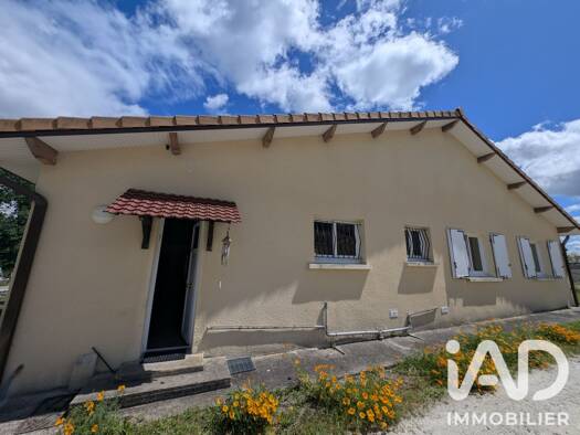 Maison de plain-pied à vendre 250 000 € 4 pièces 3 chambres 84 m² 547 m² de terrain Centre Parempuyre 33290