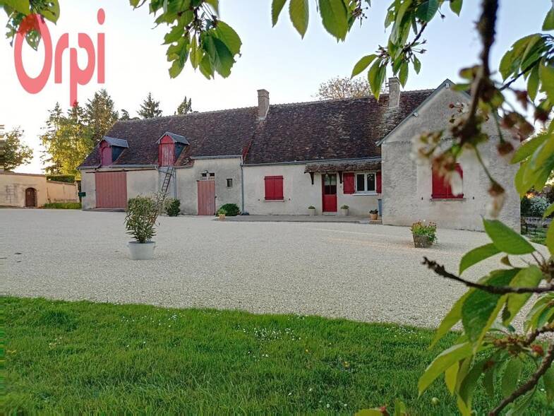 Maison à vendre 188 900 € 4 pièces 3 chambres 90 m² 4 390 m² de terrain Huisseau-en-Beauce 41310