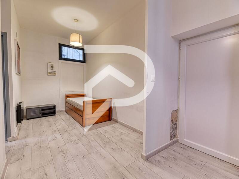 Maison à louer, 22m², NIMES