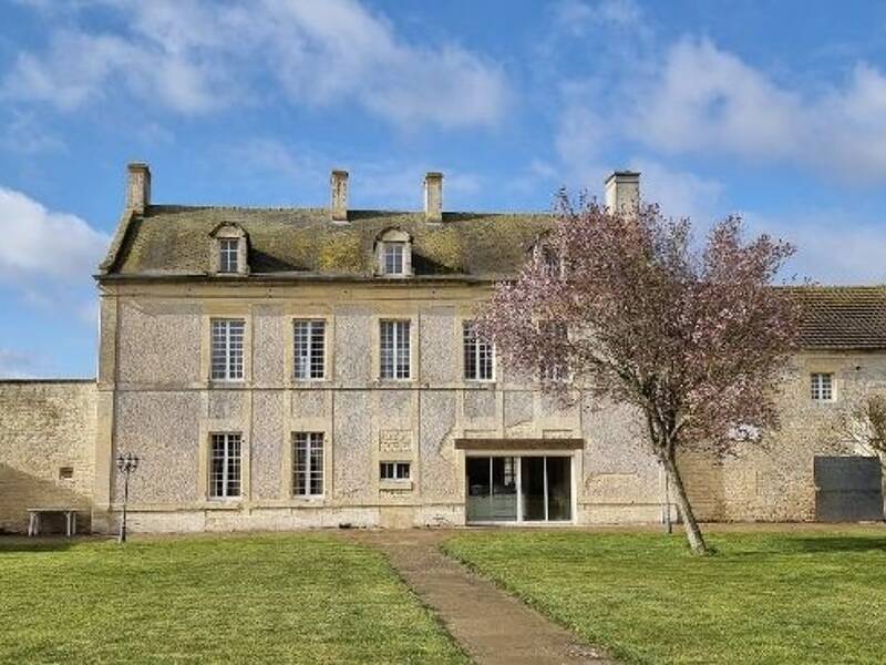 Maison à vendre, 300m², CARPIQUET