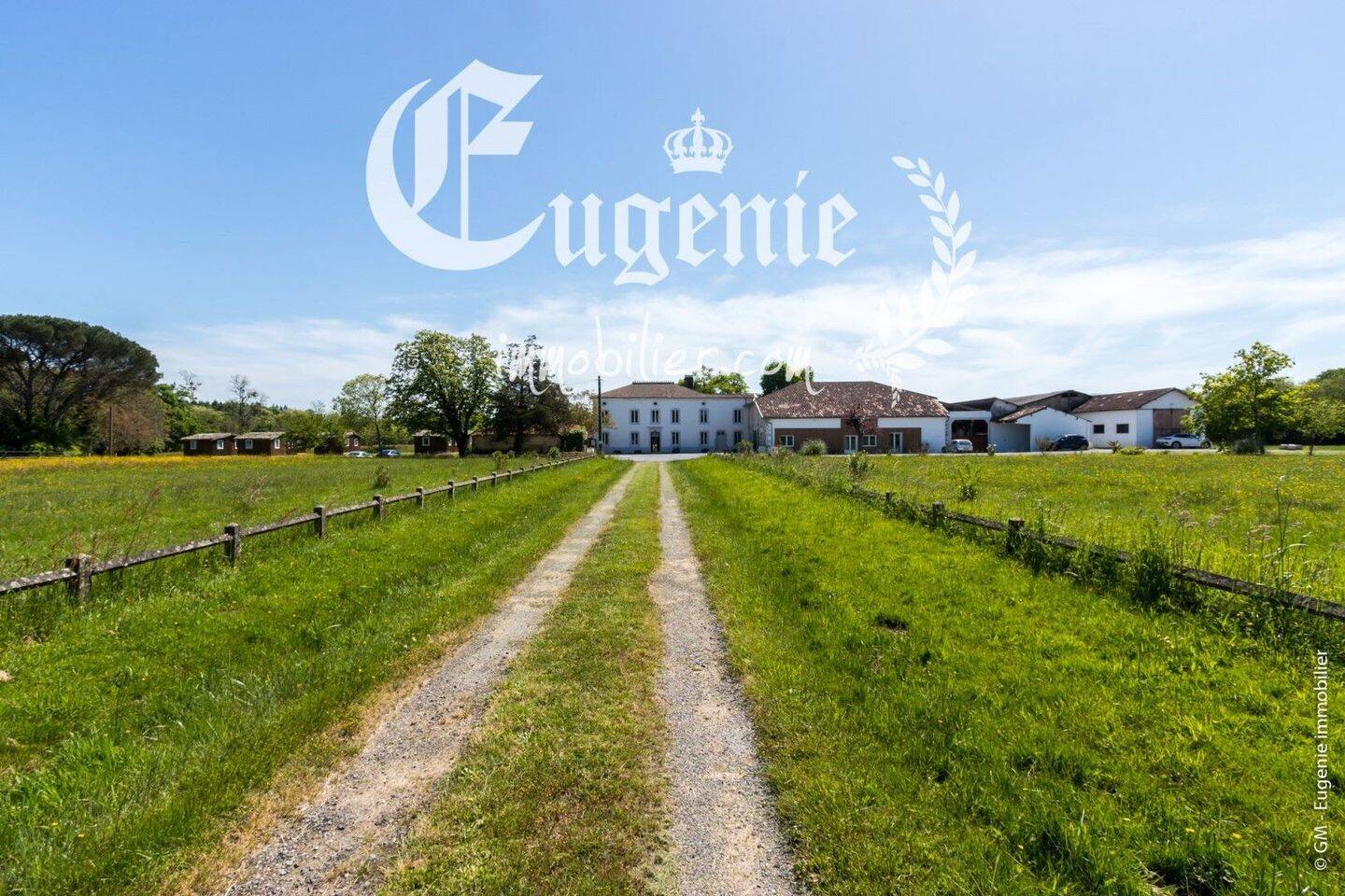 Maison à vendre, 1562m², PEYREHORADE
