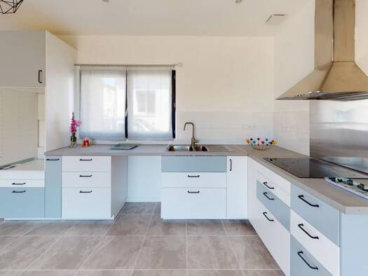 Maison à louer 880 € 4 pièces 3 chambres 81 m² 120 m² de terrain Ouest Revel 31250