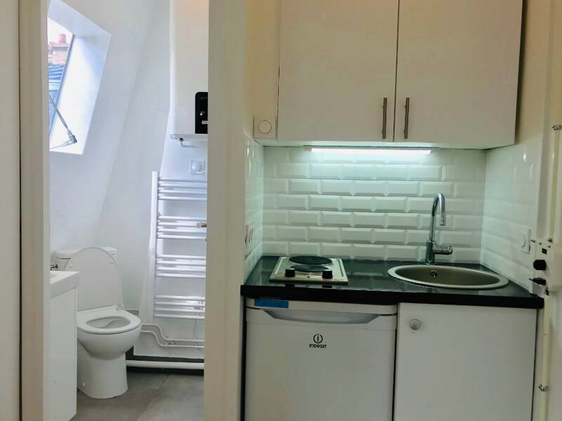 Maison à louer, 10m², PARIS 18E