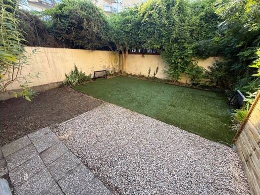 Appartement à vendre 159 900 € 3 pièces 2 chambres 80 m² Étage 1/2 Poincaré-Foch-Anatole France Nancy 54000