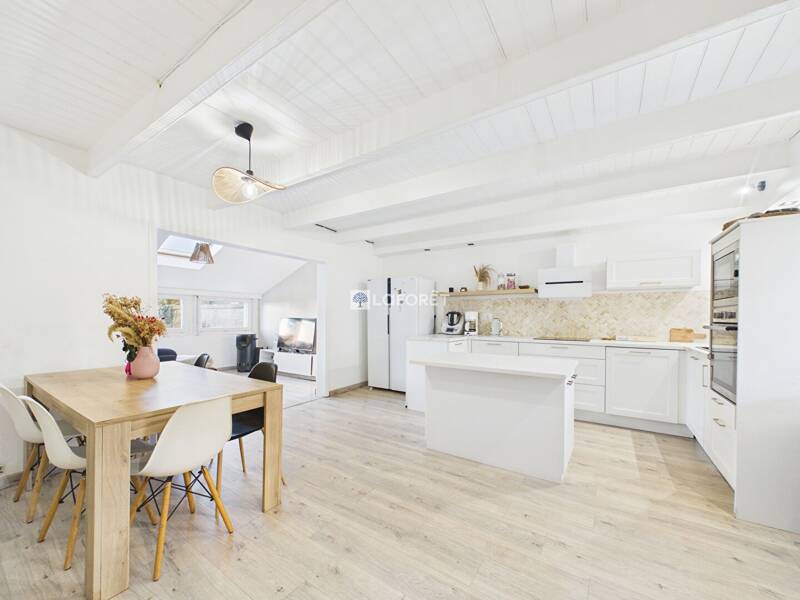 Maison à vendre, 79m², CAST